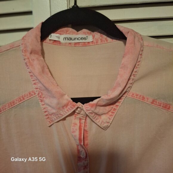 Maurices Womens Button-Down Distressed Faded Lightweight Peach Shirt Size 1 Lg - Picture 4 of 10